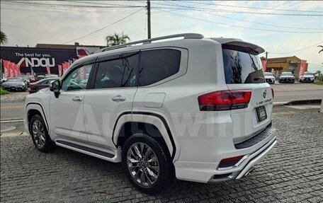 Toyota Land Cruiser, 2024 год, 13 000 000 рублей, 2 фотография