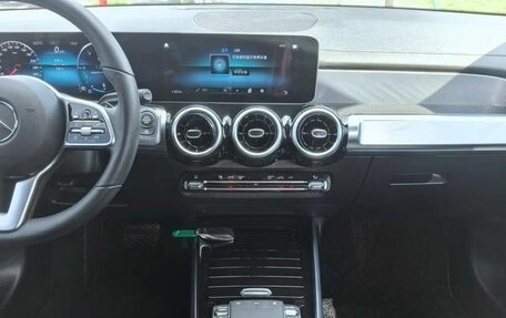 Mercedes-Benz GLB, 2021 год, 2 700 030 рублей, 7 фотография