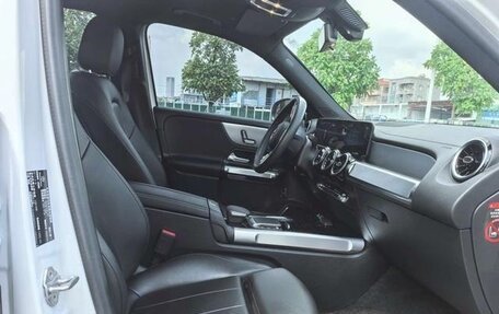 Mercedes-Benz GLB, 2021 год, 2 700 030 рублей, 10 фотография