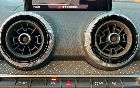 Audi Q2 I, 2022 год, 2 250 143 рублей, 10 фотография