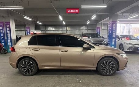Volkswagen Golf VIII, 2022 год, 1 600 010 рублей, 4 фотография