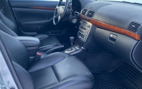 Toyota Avensis III рестайлинг, 2007 год, 1 175 000 рублей, 10 фотография