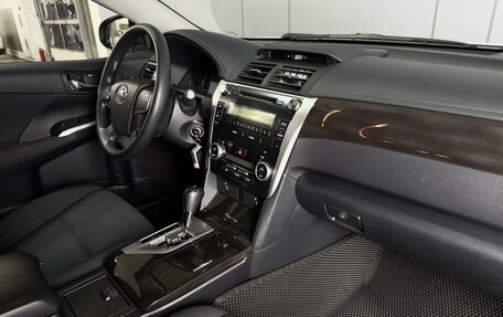 Toyota Camry, 2014 год, 1 780 000 рублей, 18 фотография