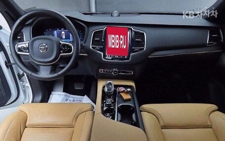 Volvo XC90 II рестайлинг, 2025 год, 6 585 000 рублей, 8 фотография