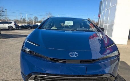 Toyota Prius IV XW50, 2025 год, 4 503 000 рублей, 2 фотография