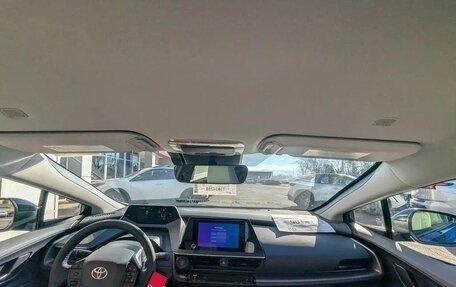 Toyota Prius IV XW50, 2025 год, 4 503 000 рублей, 13 фотография