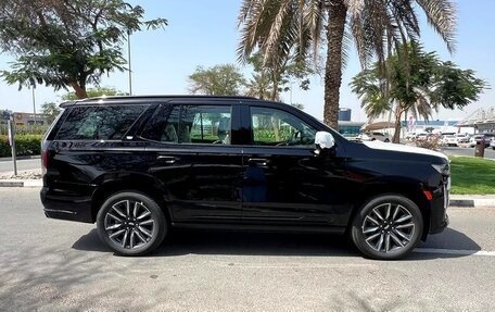 Cadillac Escalade V, 2024 год, 15 300 000 рублей, 5 фотография