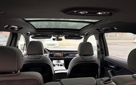 Audi Q7, 2024 год, 15 фотография