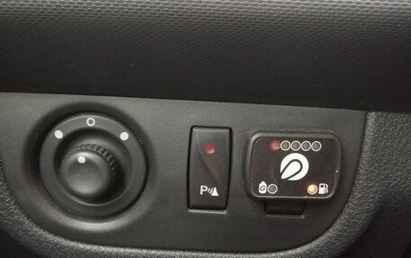 Renault Logan II, 2018 год, 790 000 рублей, 8 фотография