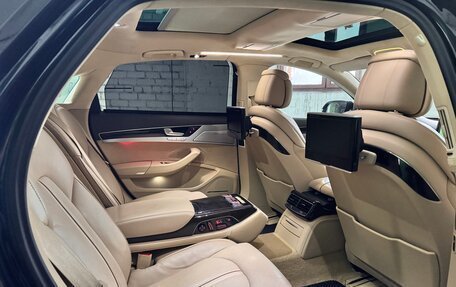 Audi A8, 2015 год, 3 300 000 рублей, 10 фотография