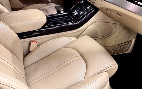 Audi A8, 2015 год, 3 300 000 рублей, 16 фотография