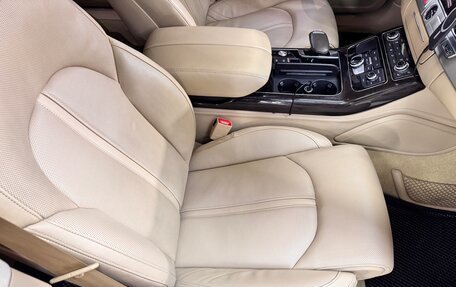 Audi A8, 2015 год, 3 300 000 рублей, 15 фотография