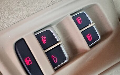 Audi A8, 2015 год, 3 300 000 рублей, 24 фотография