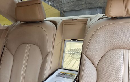 Audi A8, 2015 год, 3 300 000 рублей, 25 фотография