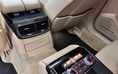 Audi A8, 2015 год, 3 300 000 рублей, 33 фотография