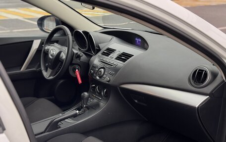 Mazda 3, 2012 год, 799 000 рублей, 20 фотография