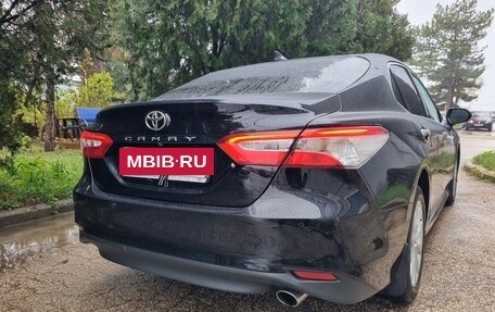 Toyota Camry, 2019 год, 2 850 000 рублей, 16 фотография