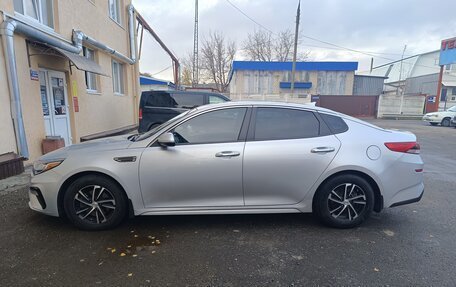 KIA Optima IV, 2019 год, 1 680 000 рублей, 2 фотография