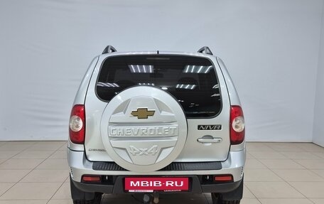Chevrolet Niva I рестайлинг, 2010 год, 520 000 рублей, 5 фотография