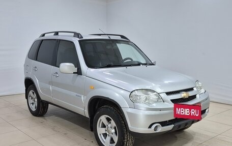 Chevrolet Niva I рестайлинг, 2010 год, 520 000 рублей, 3 фотография