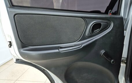 Chevrolet Niva I рестайлинг, 2010 год, 520 000 рублей, 14 фотография