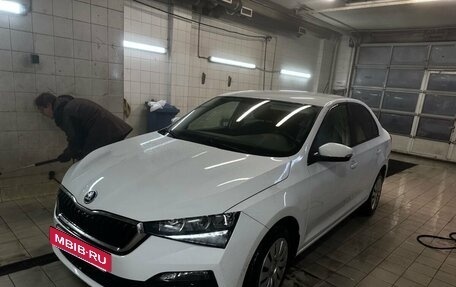Skoda Rapid II, 2022 год, 1 750 000 рублей, 2 фотография
