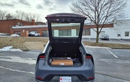 Toyota Prius IV XW50, 2025 год, 4 511 000 рублей, 9 фотография