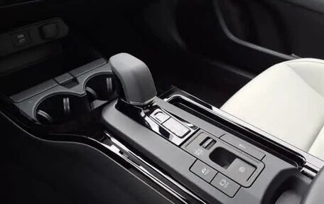 Toyota Prius IV XW50, 2025 год, 4 511 000 рублей, 16 фотография