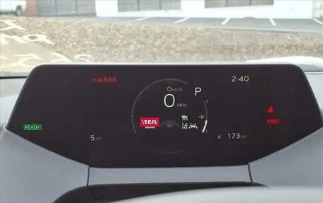 Toyota Prius IV XW50, 2025 год, 4 511 000 рублей, 14 фотография