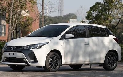 Toyota Yaris XP150 рестайлинг, 2022 год, 1 220 000 рублей, 1 фотография