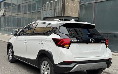 Toyota Yaris XP150 рестайлинг, 2022 год, 960 000 рублей, 4 фотография