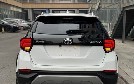 Toyota Yaris XP150 рестайлинг, 2022 год, 960 000 рублей, 3 фотография