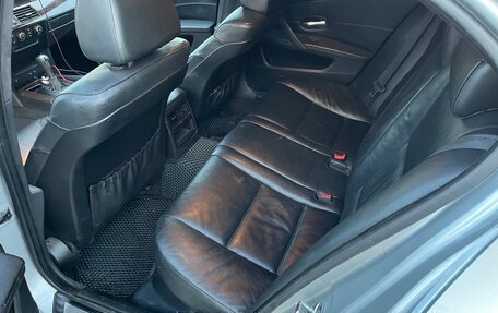 BMW 5 серия, 2003 год, 850 000 рублей, 19 фотография