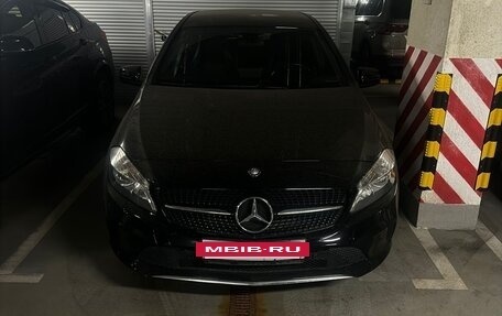 Mercedes-Benz A-Класс, 2015 год, 1 750 000 рублей, 4 фотография