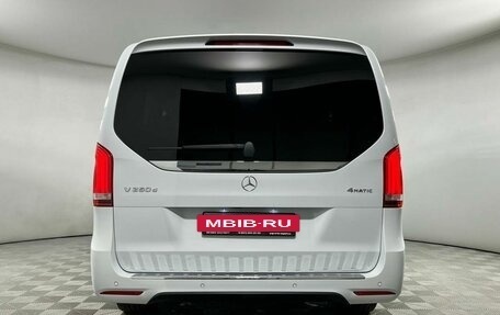 Mercedes-Benz V-Класс, 2020 год, 6 899 000 рублей, 5 фотография