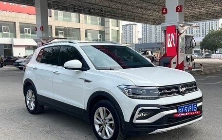 Volkswagen T-Cross I, 2022 год, 1 180 000 рублей, 3 фотография