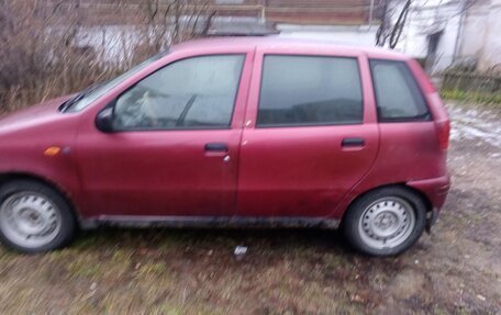 Fiat Punto III Punto Evo рестайлинг, 1998 год, 50 000 рублей, 3 фотография