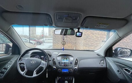 Hyundai ix35 I рестайлинг, 2015 год, 1 450 000 рублей, 24 фотография
