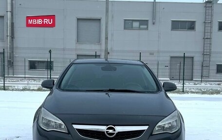 Opel Astra J, 2011 год, 588 000 рублей, 3 фотография