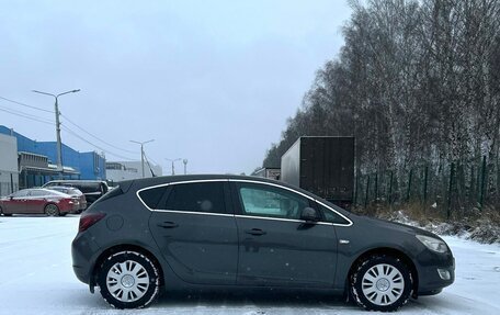 Opel Astra J, 2011 год, 588 000 рублей, 5 фотография