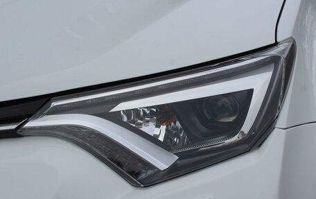 Toyota RAV4, 2018 год, 2 099 000 рублей, 9 фотография