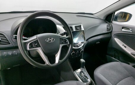 Hyundai Solaris II рестайлинг, 2012 год, 769 000 рублей, 10 фотография