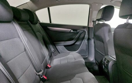 Volkswagen Passat B7, 2011 год, 899 000 рублей, 14 фотография