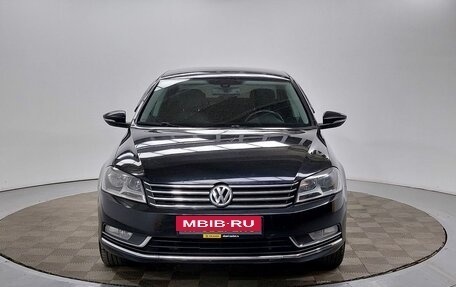 Volkswagen Passat B7, 2011 год, 899 000 рублей, 2 фотография