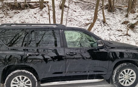 Toyota Land Cruiser Prado 150 рестайлинг 2, 2017 год, 3 490 000 рублей, 4 фотография