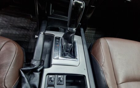 Toyota Land Cruiser Prado 150 рестайлинг 2, 2017 год, 3 490 000 рублей, 26 фотография