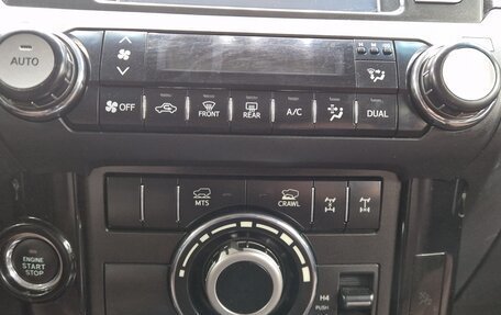 Toyota Land Cruiser Prado 150 рестайлинг 2, 2017 год, 3 490 000 рублей, 35 фотография