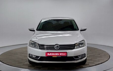 Volkswagen Passat B7, 2012 год, 1 169 000 рублей, 2 фотография