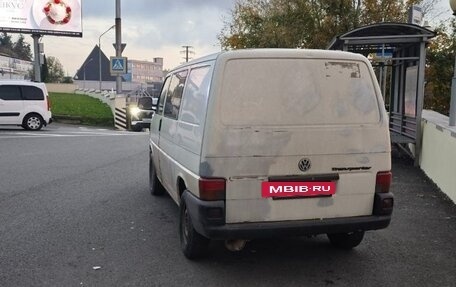 Volkswagen Transporter T4, 1996 год, 370 000 рублей, 2 фотография