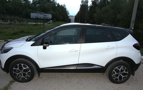Renault Kaptur I рестайлинг, 2018 год, 1 300 000 рублей, 4 фотография